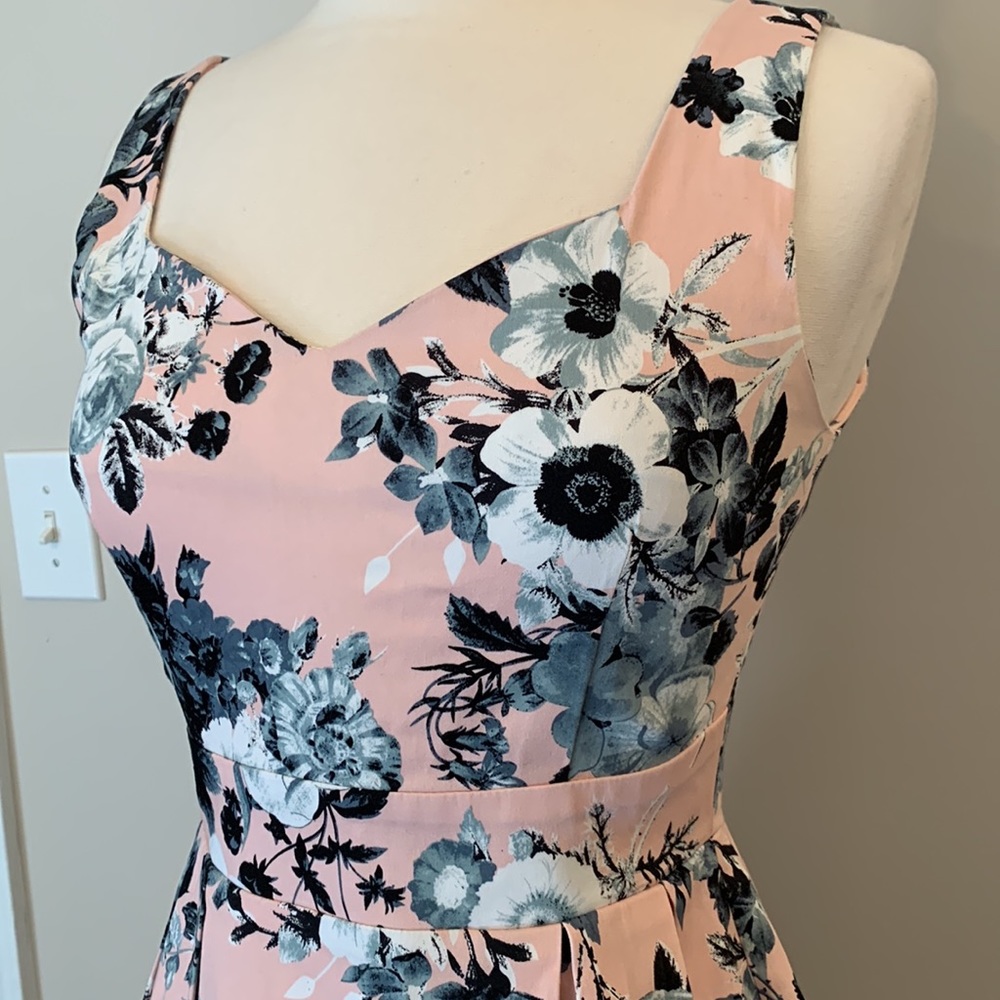 Like new Ixia dress - Picture 2 of 8